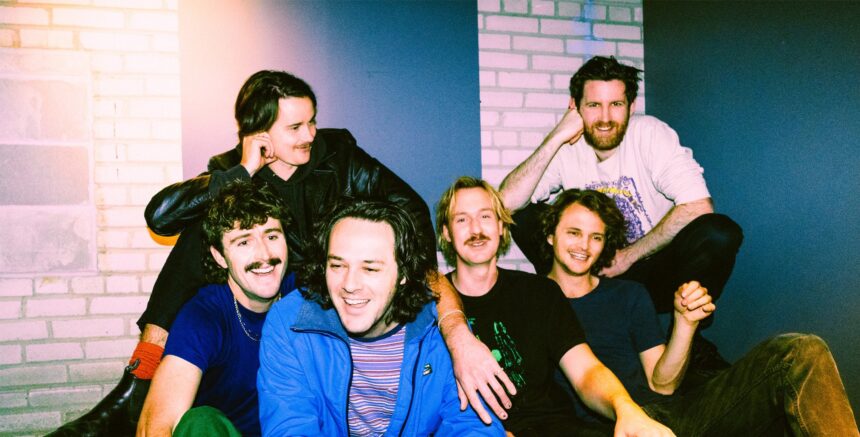 King Gizzard & The Lizard Wizard. Crédito: Alyssa Leicht.