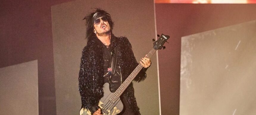 Nikki Sixx. Crédito: Joel Barrios.