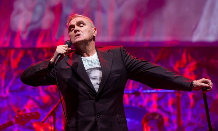 Morrissey. Crédito: Raph Pour-Hashemi.