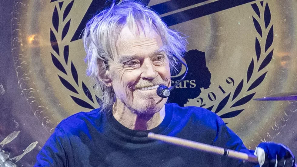 Frank Beard retorna ao ZZ Top após nova ausência em 2025