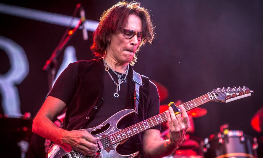 Steve Vai. Foto: Divulgação.