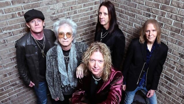 Close Enemies. Foto: Reprodução.