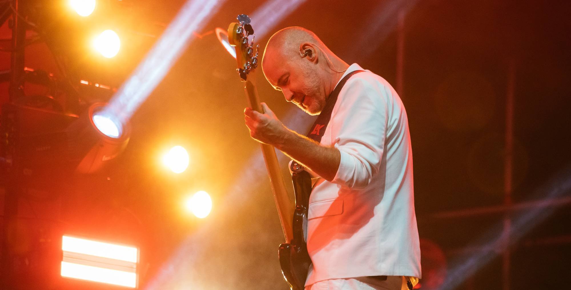 Wes Borland do Limp Bizkit lança guitarra exclusiva King V com a Jackson