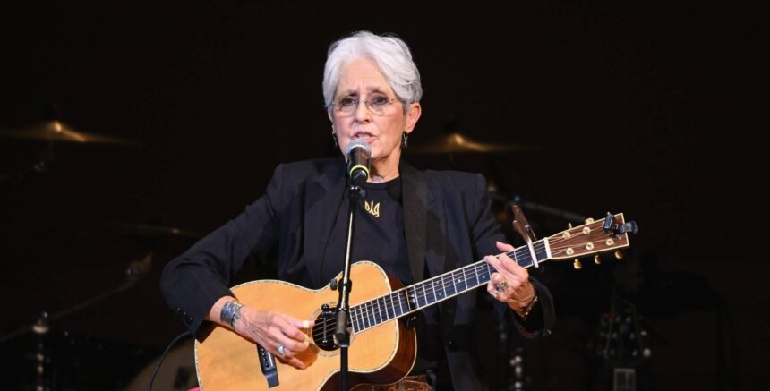 Joan Baez. Crédito: Noam Galai/Getty.