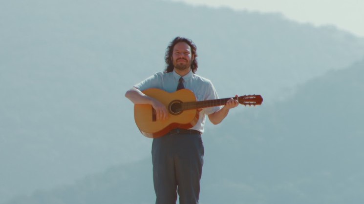 Teago Ooliveira. Crédito: Capa do álbum "Canções do Velho Mundo"