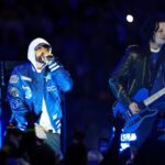 Jack White / Eminem na NFL. Foto: Kevin Sabitus/Getty Images.