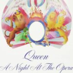 Capa do álbum "A Night at the Opera" do Queen