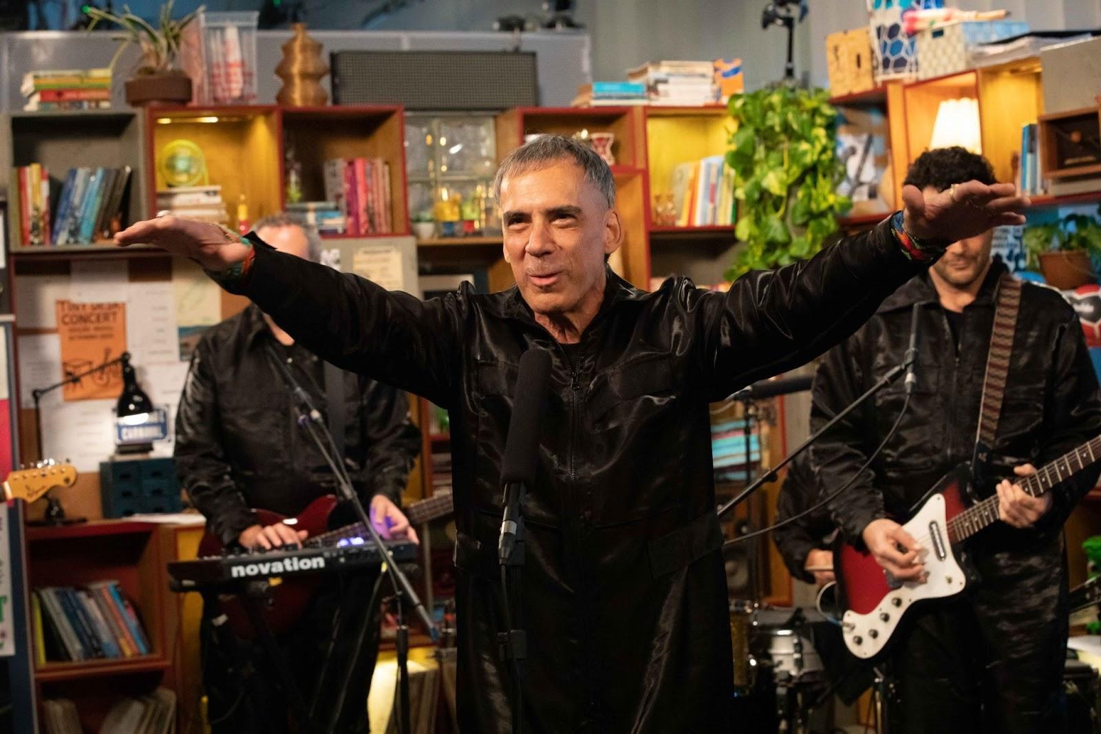 Arnaldo Antunes. Crédito. Tiny Desk Brasil.