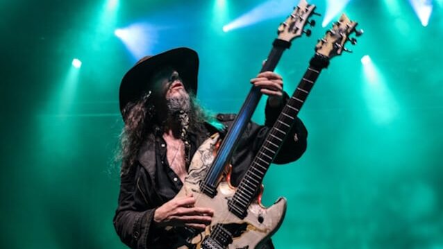 Bumblefoot. Foto: Andre Tedim.