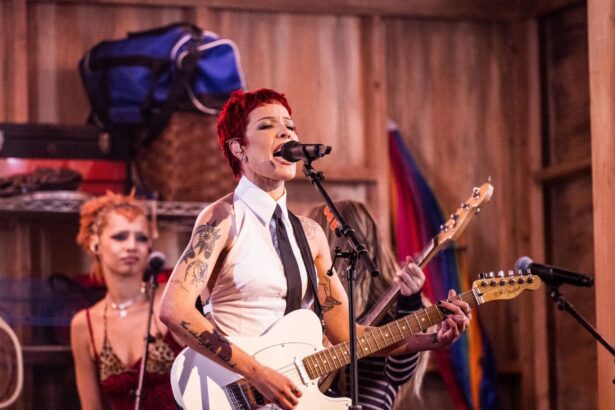 Halsey. Crédito: John Shearer/Getty Images