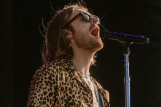 Finneas. Crédito: luiscarbxnell.