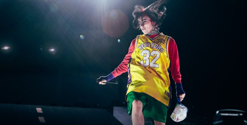 Billie Eilish. Crédito: Andy Ford for NME.