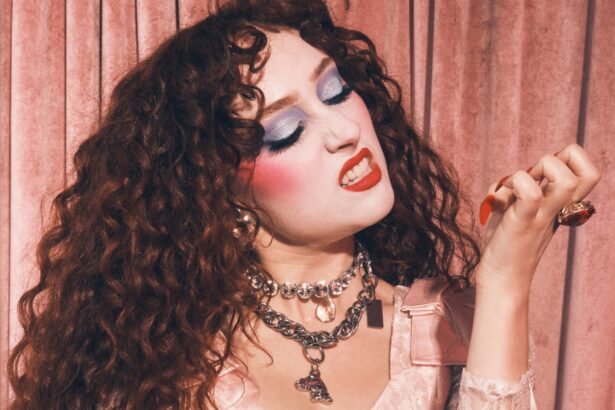 Chappell Roan. Crédito: Kristen Jan Wong/NME.