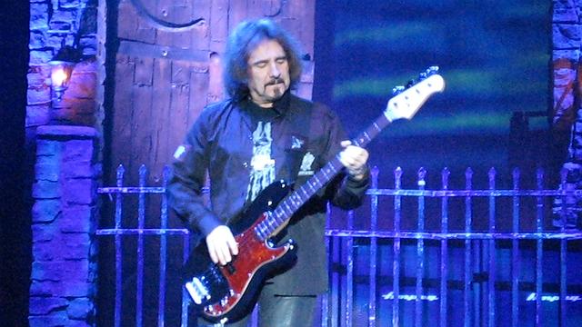 Geezer Butler. Foto: Reprodução.