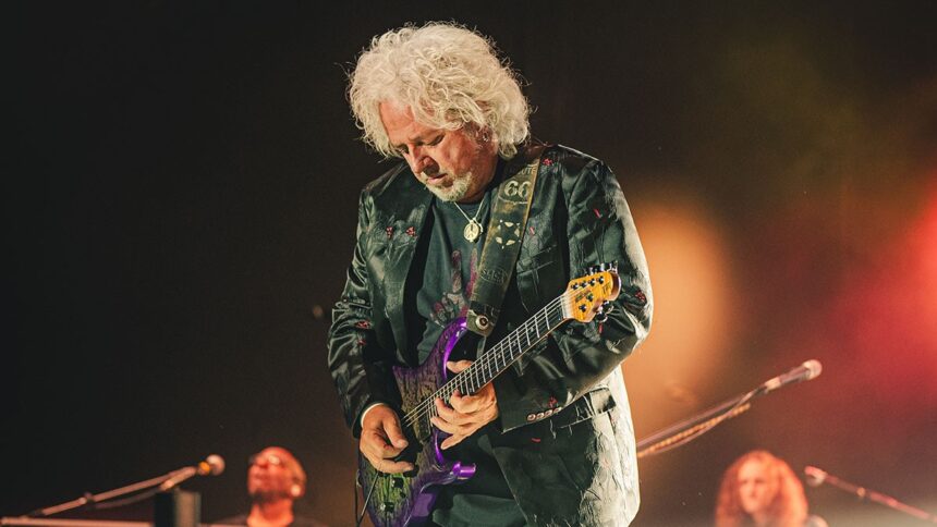 Steve Lukather. Foto: Reprodução Site Oficial.
