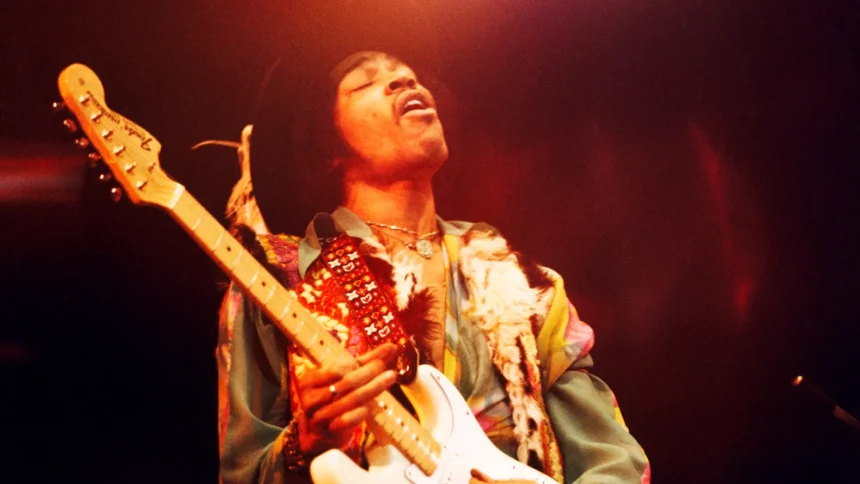 Jimi Hendrix. Crédito: David Redfern/Redferns.