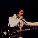 Elvis Presley. Crédito: Oscar Abolafia/TPLP/Getty Images.