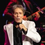 Cliff Richard. Crédito: Raph Pour-Hashemi.