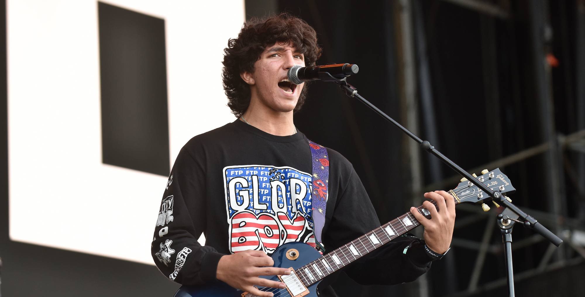 Noah Weiland explica post polêmico e lança mixtape