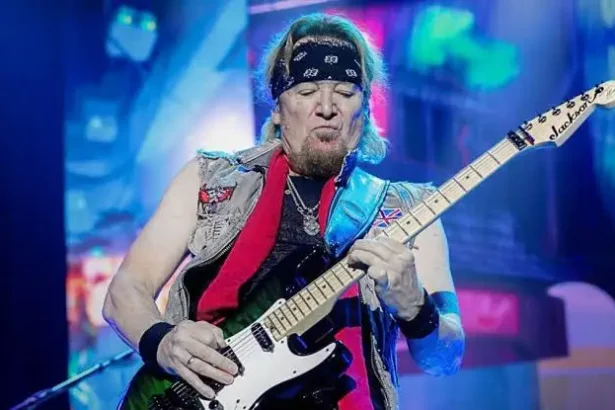 Adrian Smith / Iron Maiden. Crédito: Reprodução.