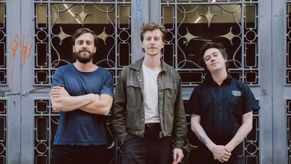 Scalene lança single “Peguei Ar”, clipe e clube gratuito para fãs