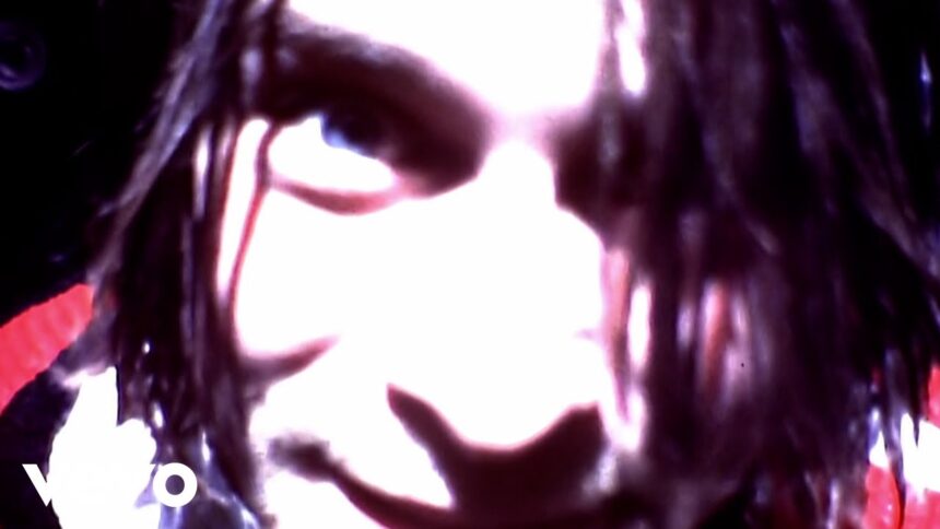 Kurt Cobain. Crédito: Clipe de Silver.