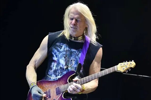 Steve Morse. Crédito: Johnny Louis/Getty Images.
