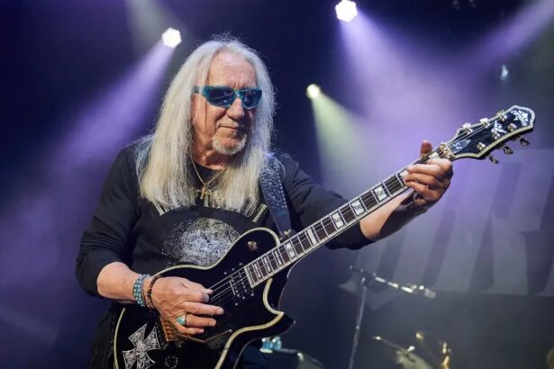 Mick Box. Crédito: Joel Barrios.