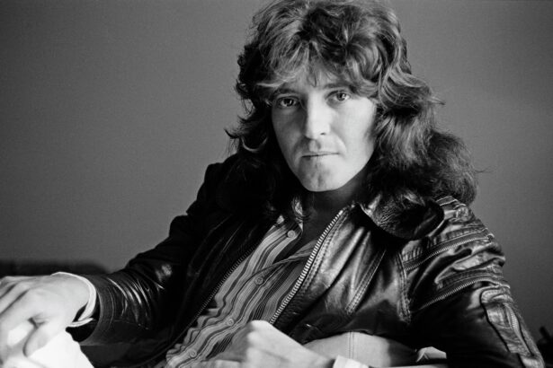Bob Daisley. Crédito: Fin Costello/Redferns/Getty Images.