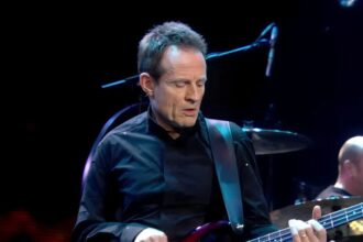 John Paul Jones. Crédito: Youtube.