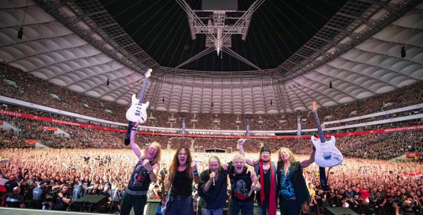 Iron Maiden. Crédito: John McMurtrie.