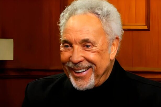 Tom Jones. Crédito: Reprodução.