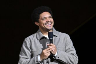 Trevor Noah. Crédito: Roy Rochlin/Getty Images.