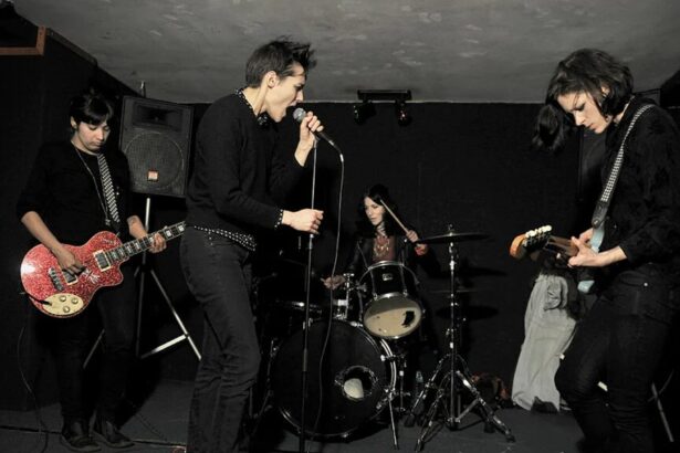 Savages. Crédito: Antoine Carlier