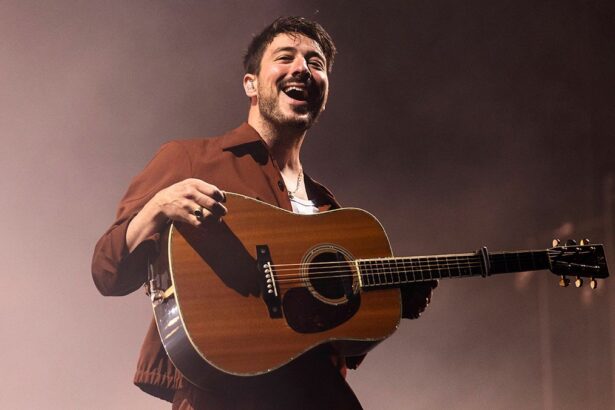 Mumford & Sons. Crédito: Reprodução.