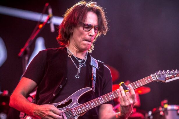 Steve Vai. Crédito: Reprodução.