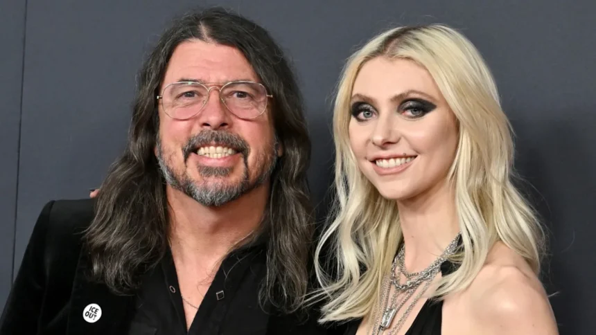 Foo Fighters/Taylor Momsen. Crédito: Kevin Mazur.