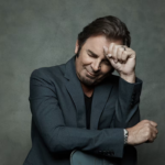 Jonathan Cain. Crédito: Micah Kandros.