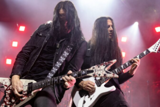 Arch Enemy. Crédito: Miikka Skaffari/Getty Images.