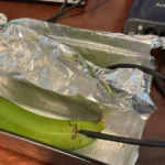 Bana versus cabos de audio