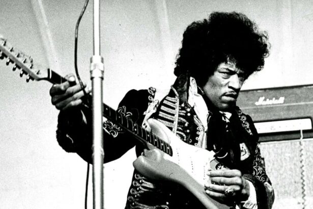 Jimi Hendrix. Crédito: Wikimedia.