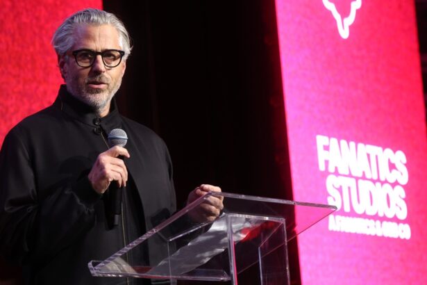 Casey Wasserman. Crédito: Monica Schipper/Getty Images.