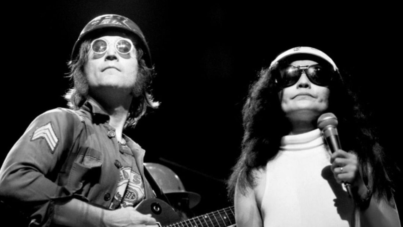 John Lennon & Yoko Ono. Crédito: Michael Negrin.