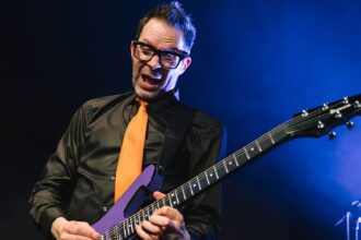 Paul Gilbert. Crédito: Reprodução.