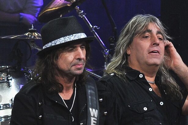 Mikkey Dee e Phil Campbell. Crédito: Reprodução Youtube.