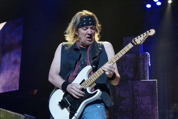 Adrian Smith / Iron Maiden. Crédito: Spencer Kaufman.