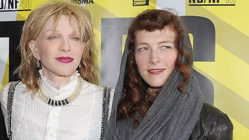Courtney Love e Melissa Auf Der Maur. Crédito: Reprodução.
