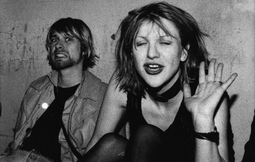 Kurt Cobain e Courtney. Crédito: Lindsay Brice/Getty Images.