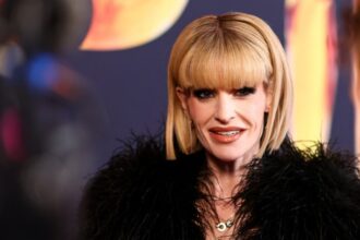 Kelly Osbourne - Brit Awards 2026 Foto: Reprodução