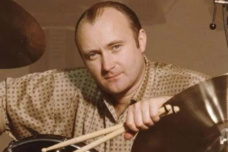 Rock and Roll Hall Of Fame - Phil Collins Foto; Reprodução